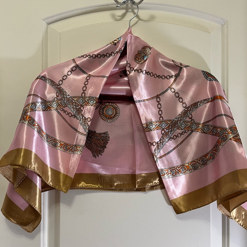 NWOT Elegant Pink and Gold Silk Scarf 34 x 35 inches